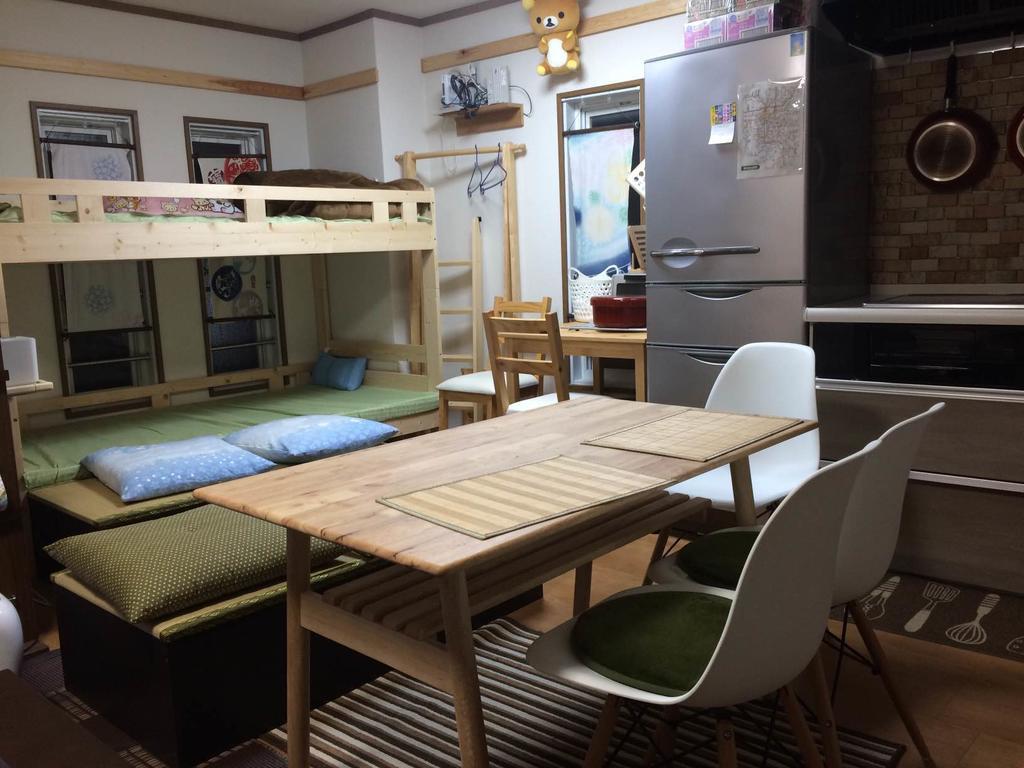 Ryokoheya Hankyukan Ōsaka Extérieur photo